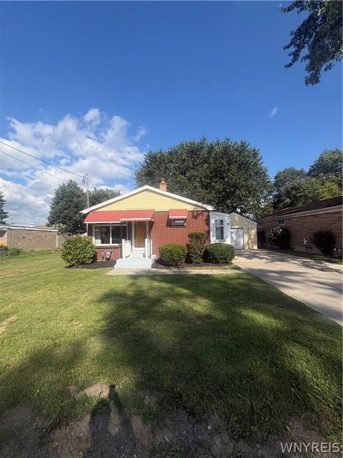 639 Harlem Road, West Seneca, NY, 14224 | Card Image