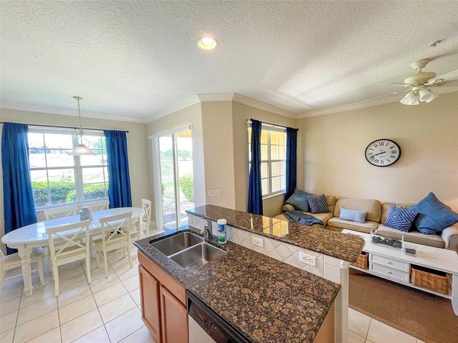 904 Assembly Ct, Townhouse with 3 bedrooms, 3 bathrooms and null parking in REUNION FL | Image 11