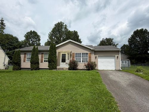 79 Fairfax Dr, Bridgeport, WV, 26330-7667 | Card Image