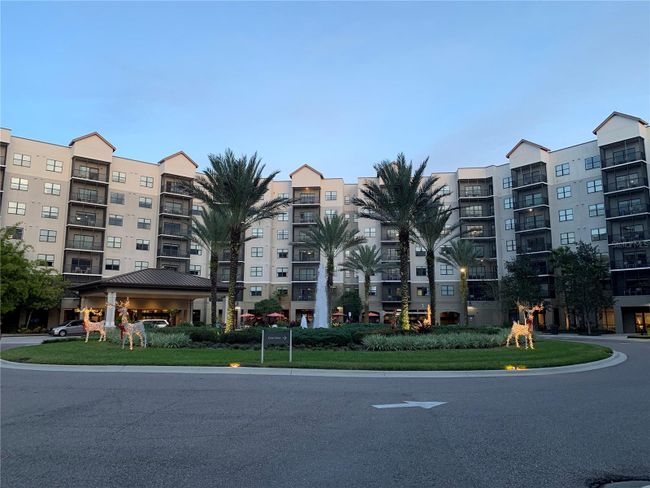 3109 - 14501 Grove Resort Avenue, Condo with 2 bedrooms, 2 bathrooms and null parking in Winter Garden FL | Image 2