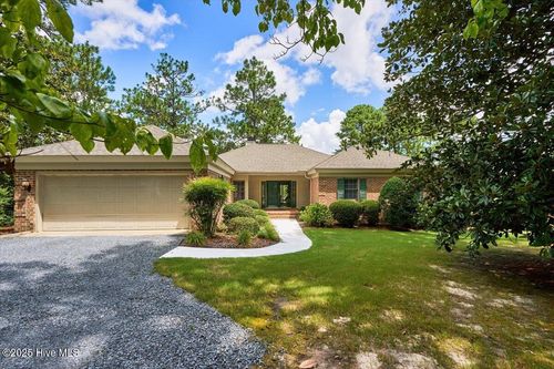 44 Highland View Dr, Southern Pines, NC, 28387-2151 | Card Image