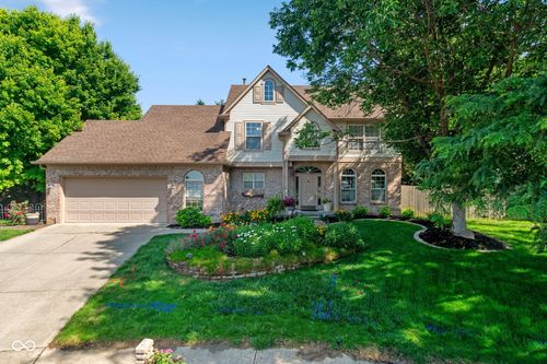 1499 Macintosh Ct, Avon, IN, 46123-7729 | Card Image