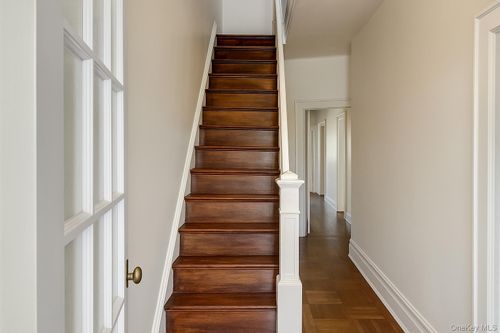 2-4718 39th Pl, Sunnyside, NY, 11104-4406 | Card Image