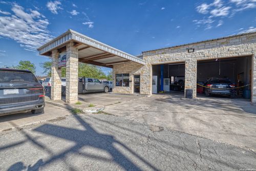 703 W Main Street, Uvalde, TX, 78801 | Card Image