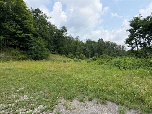 00 S Leechburg Hill Rd, Leechburg, PA, 15656 | Card Image