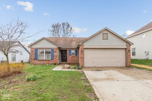 1245 Avalon Cir, Greenwood, IN, 46142-4733 | Card Image