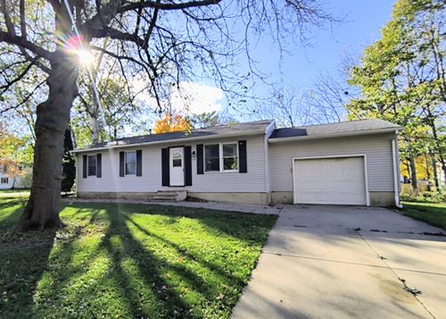 208 Jones St, Fayette, IA, 52142-9158 | Card Image