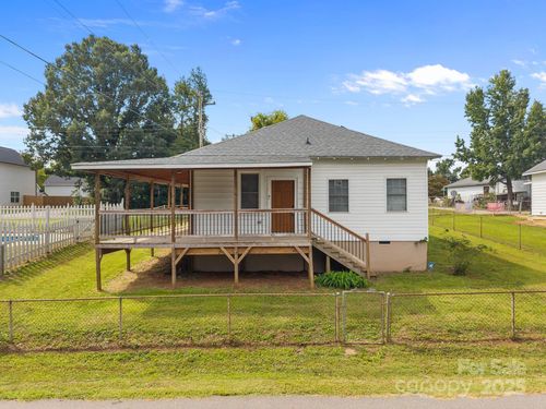 716 A St, Bessemer City, NC, 28016-2802 | Card Image