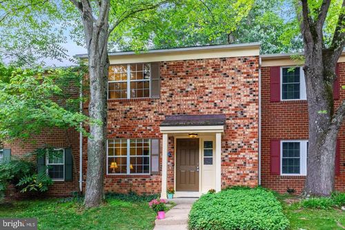 2256 Gunsmith Sq, RESTON, VA, 20191-2324 | Card Image