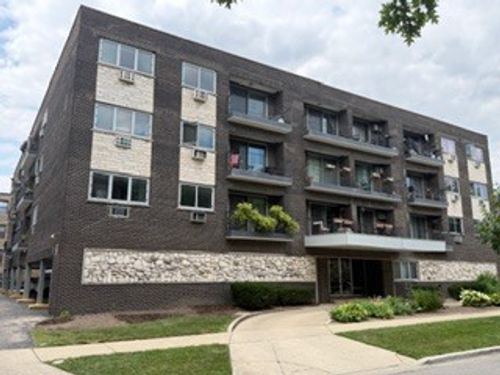 3a-401 Grove Ave, Oak Park, IL, 60302-3862 | Card Image