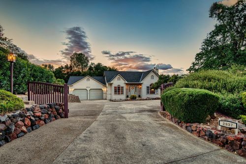 2937 Crystal Drive, Kelseyville, CA, 95451 | Card Image