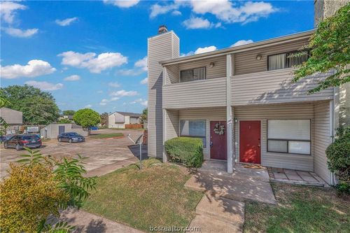 m1-1902 Dartmouth St, College Station, TX, 77840-3927 | Card Image