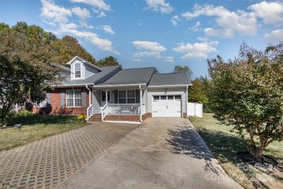 715 Cody Court, Townhouse with 2 bedrooms, 2 bathrooms and null parking in Fort Mill SC | Image 3