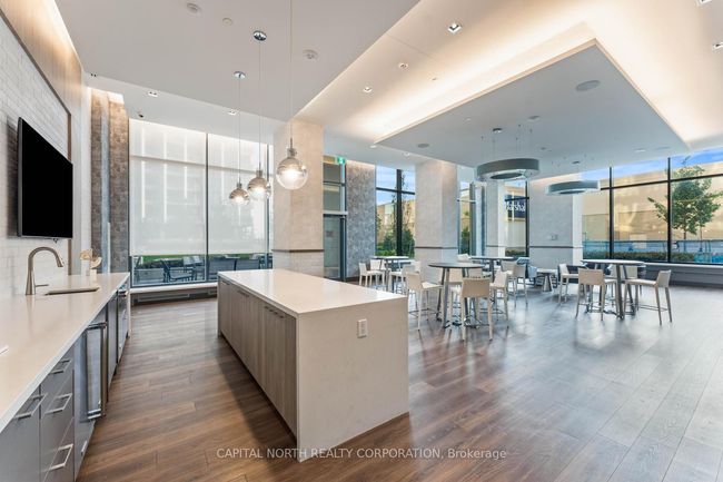 1011 - 9000 Jane St, Condo with 2 bedrooms, 2 bathrooms and 1 parking in Concord ON | Image 39
