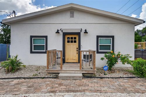 1726 W Humphrey St, TAMPA, FL, 33604-1018 | Card Image