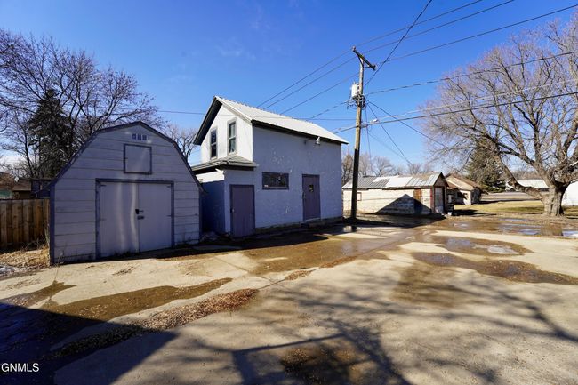 620 2 Nd St Sw, House other with 3 bedrooms, 2 bathrooms and null parking in Jamestown ND | Image 22