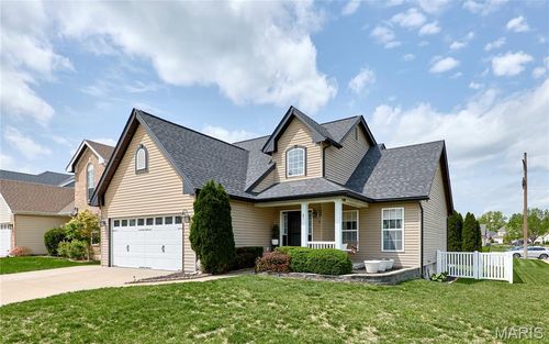 61 Brimstone Cor, O Fallon, MO, 63366-1192 | Card Image