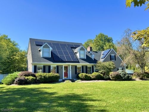 40 Briar Ln, Basking Ridge, NJ, 07920-1301 | Card Image