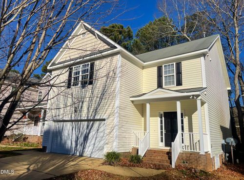825 Brookhannah Ct, Fuquay Varina, NC, 27526-5138 | Card Image