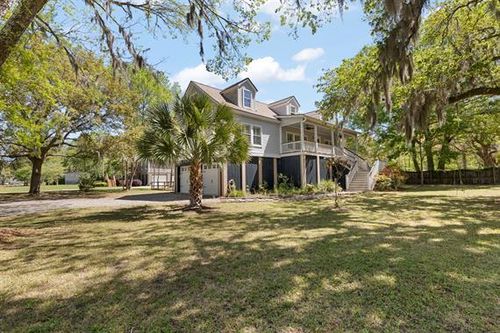 3663 Pandora Dr, Mount Pleasant, SC, 29466-9112 | Card Image