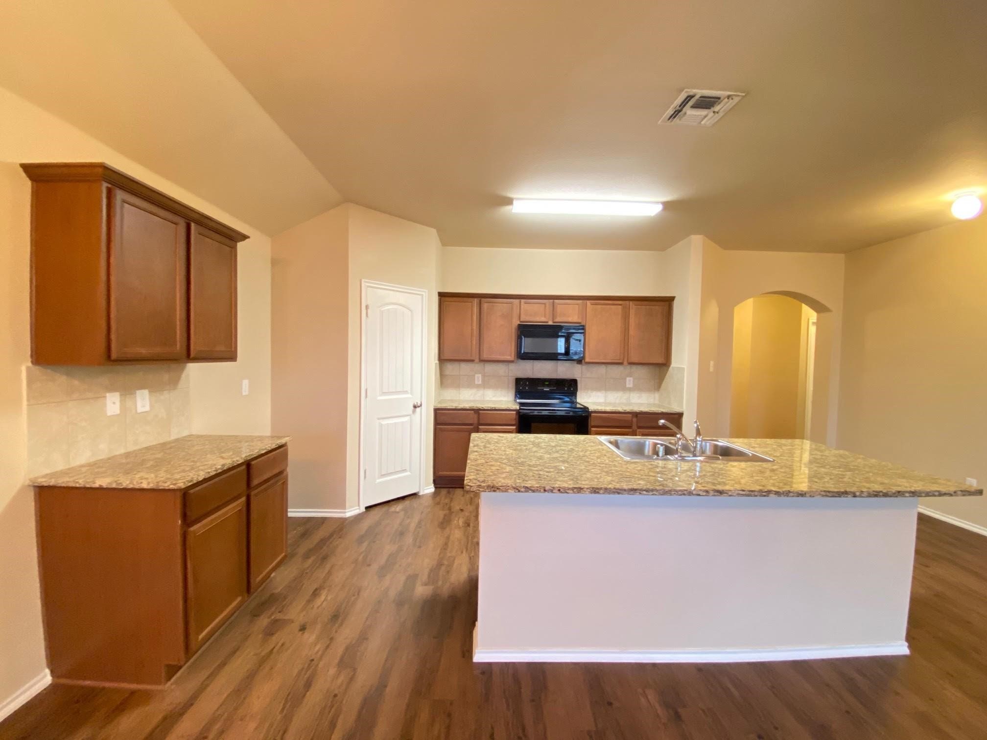 Residential Lease in Princeton 5