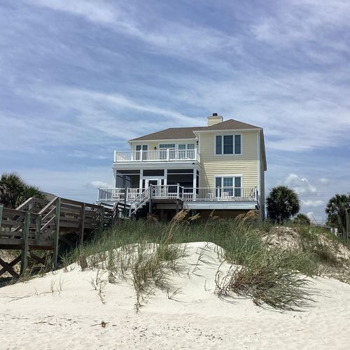 431 Norris Dr, Pawleys Island, SC, 29585-5584 | Card Image