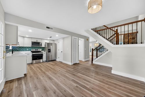 2943 Cathedral Ln, Charleston, SC, 29414-7311 | Card Image