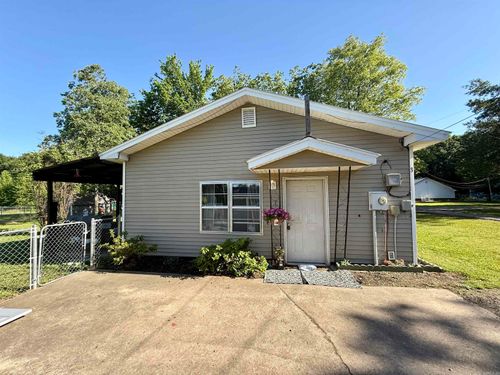 3 Paige Dr, Clarksville, AR, 72830-8303 | Card Image
