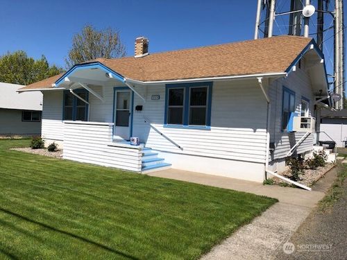 303 Se 6th St, College Place, WA, 99324-1346 | Card Image