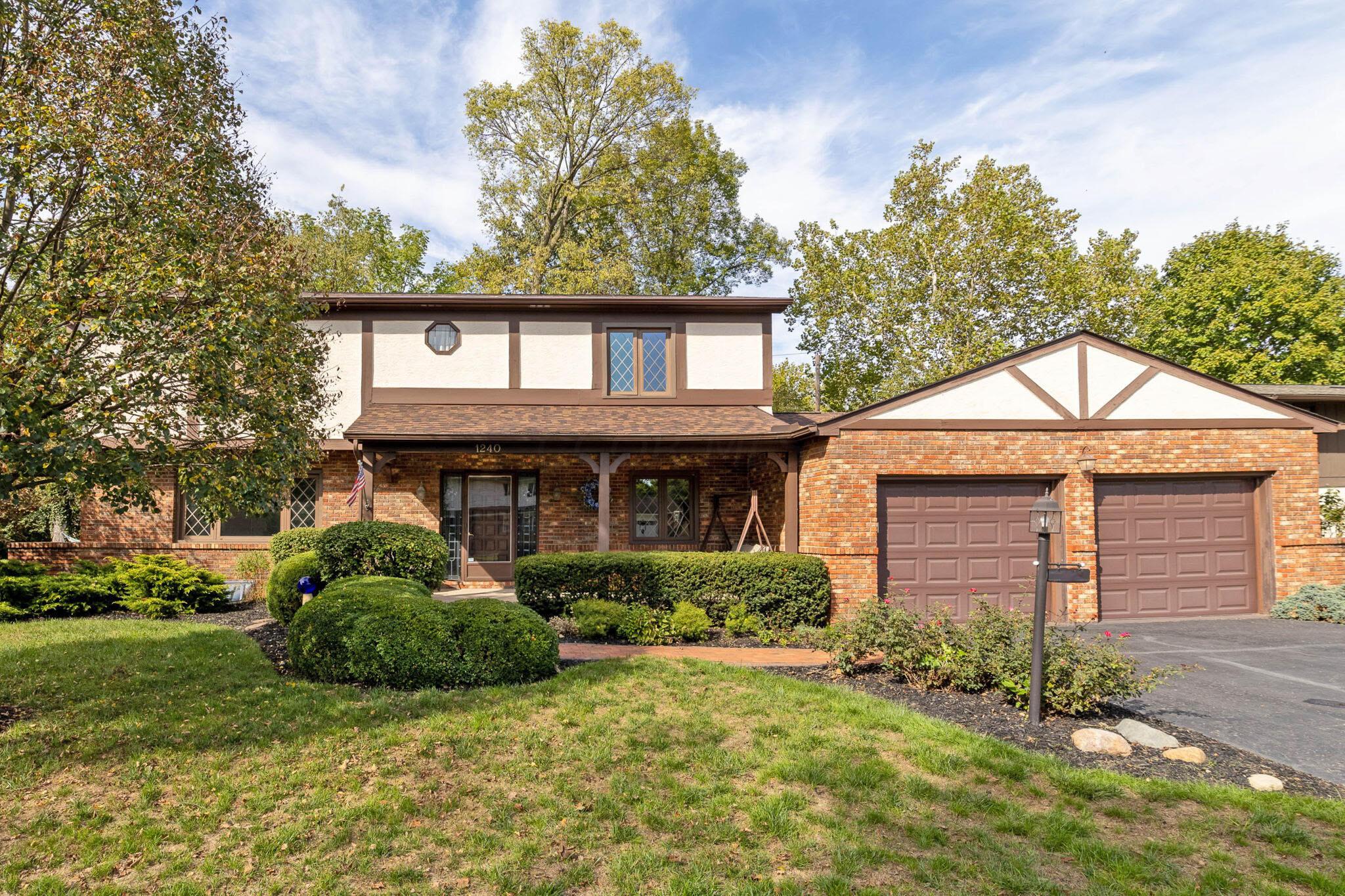 Brookridge Dr, Columbus, OH 43235