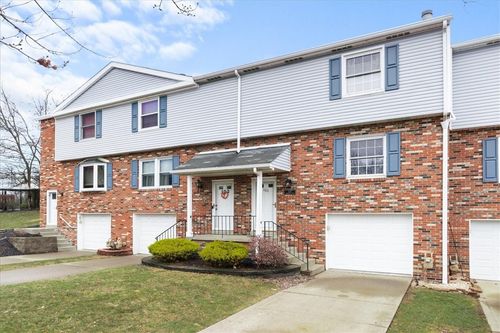 103 Parkridge Ln, Moon/Crescent Twp, PA, 15108 | Card Image