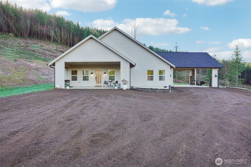 1016 Lincoln Ln, Kelso, WA, 98626-1322 | Card Image