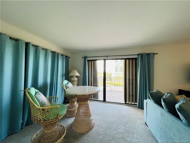 APT-401 - 10044 Ocean Dr, Condo with 3 bedrooms, 2 bathrooms and null parking in Jensen Beach FL | Image 29