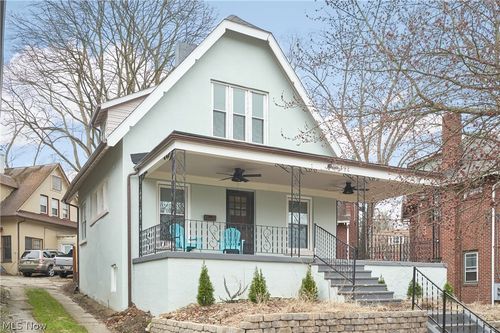 166 Marvin Ave, Akron, OH, 44302-1072 | Card Image