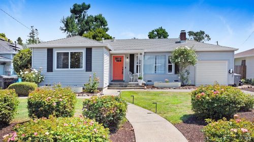 3136 Claremont Drive, Santa Rosa, CA, 95405 | Card Image