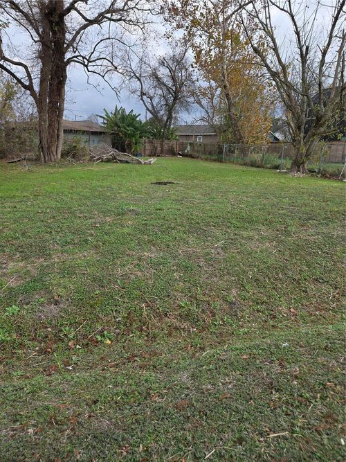 4204 Cortlandt St, Houston, TX, 77018-5704 | Card Image