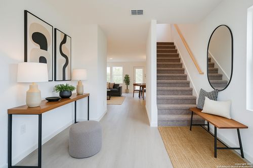 523 Kathleen Pike, San Antonio, TX, 78253-7573 | Card Image