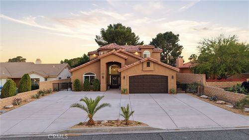 14645 Cool Glen Dr, Helendale, CA, 92342-7752 | Card Image