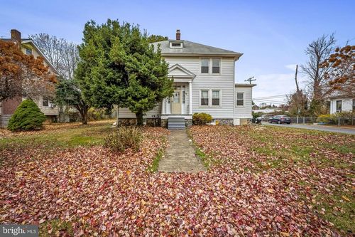 100 Clarendon Ave, PIKESVILLE, MD, 21208-4810 | Card Image