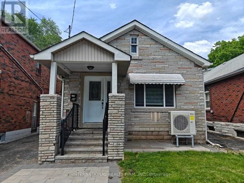 86 Patterson Avenue, Toronto (Oakridge), ON, M1L3Y4 | Card Image