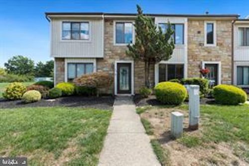 24 Topaz Ln, Hamilton, NJ, 08690-3612 | Card Image