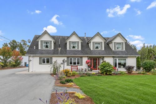 21770 40 Ave, Langley, BC, V2Z1N7 | Card Image