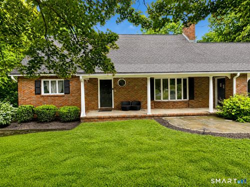 244 Strobel Rd, Trumbull, CT, 06611-3330 | Card Image