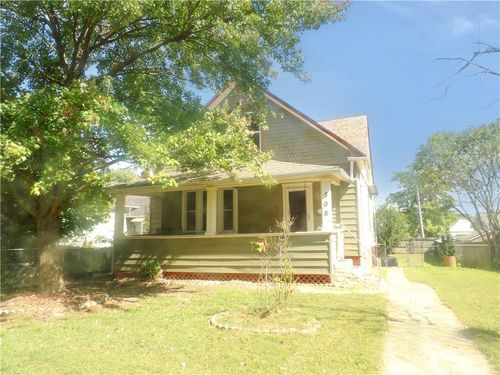 508 N Evergreen Ave, Chanute, KS, 66720-1323 | Card Image