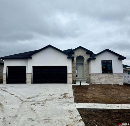 605 N 108th St, Lincoln, NE, 68527-2530 | Card Image