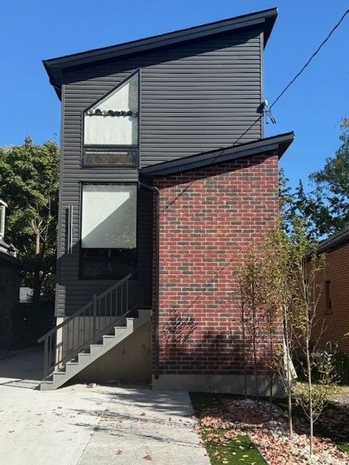 180 Thompson Rd, London, ON, N5Z2Y8 | Card Image
