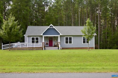 529 Manchester Rd, BUMPASS, VA, 23024-3177 | Card Image