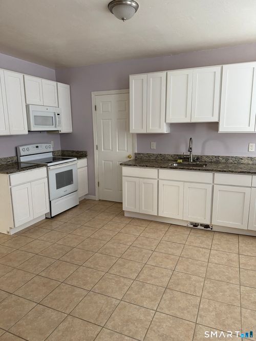 152 Scott St, Naugatuck, CT, 06770-4319 | Card Image