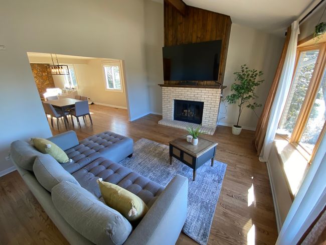 6616 Scott Ln, House other with 3 bedrooms, 3 bathrooms and 2 parking in Crystal Lake IL | Image 5