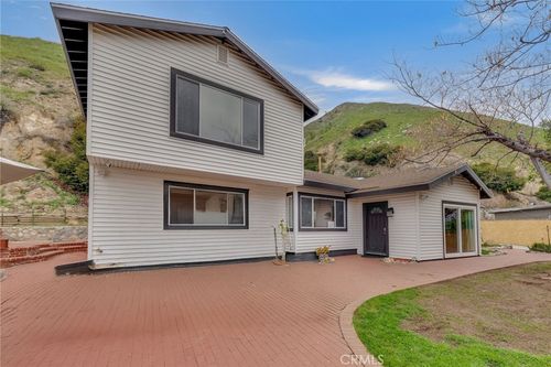 9707 Foothill Blvd, Sylmar, CA, 91342-7009 | Card Image